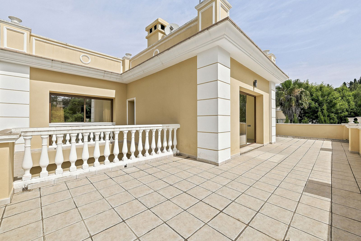 Image 21: Detached Villa For sale, Marbella, €1,600,000 [HFMs721480]