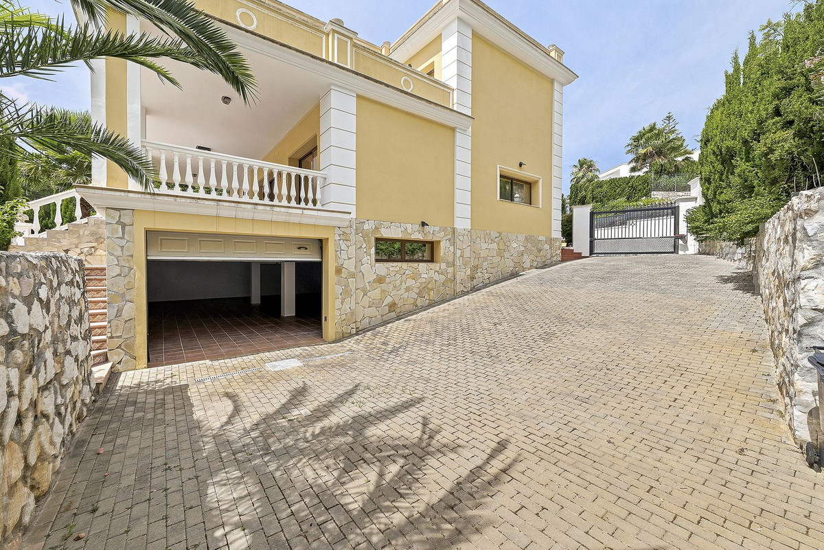 Image 20: Detached Villa For sale, Marbella, €1,600,000 [HFMs721480]