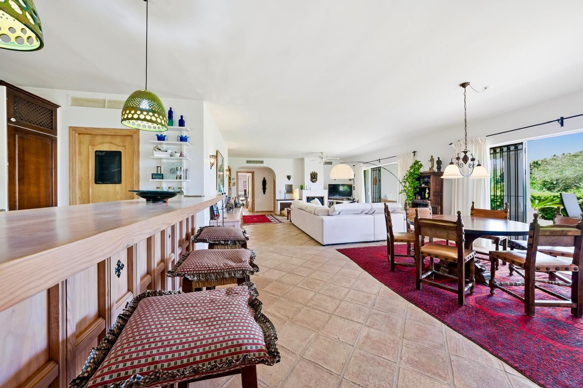 Image 14: Detached Villa For sale, Benahavís, €1,190,000 [HFMs721321]