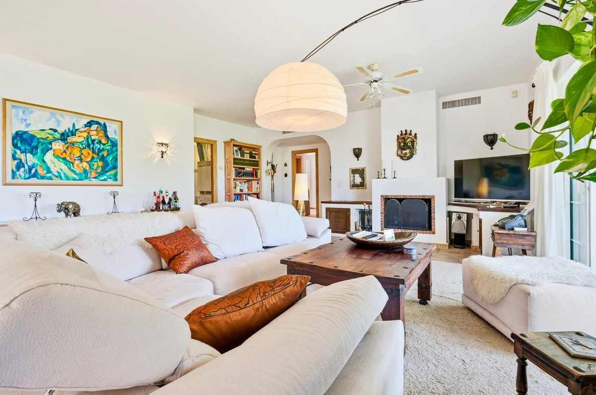 Image 9: Detached Villa For sale, Benahavís, €1,190,000 [HFMs721321]