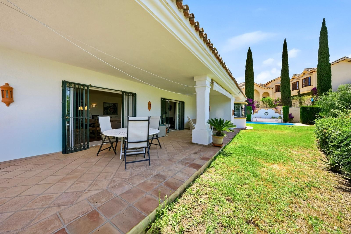 Image 5: Detached Villa For sale, Benahavís, €1,190,000 [HFMs721321]