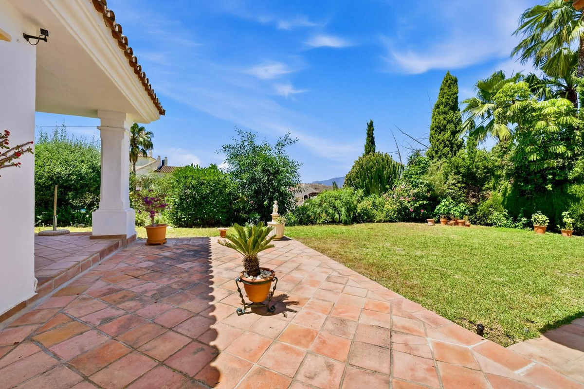 Image 6: Detached Villa For sale, Benahavís, €1,190,000 [HFMs721321]
