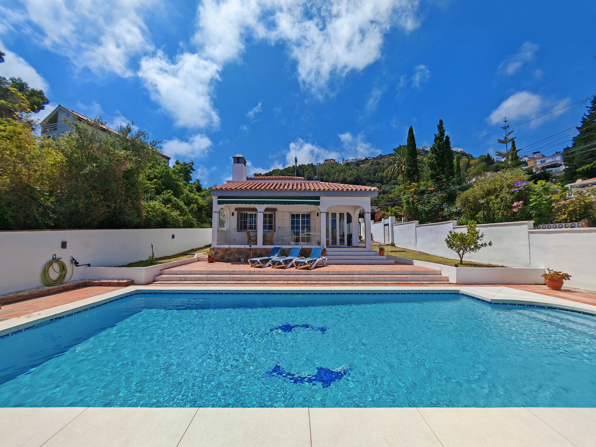 Image 1: Villa - Chalet For sale, Benalmadena, €895,000 [HFMs717919]