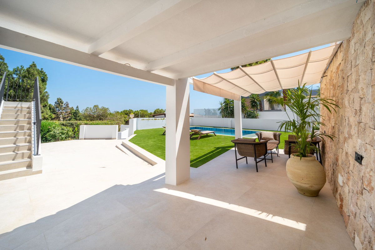 Image 3: Detached Villa For sale, Mijas Costa, €2,195,000 [HFMs713947]