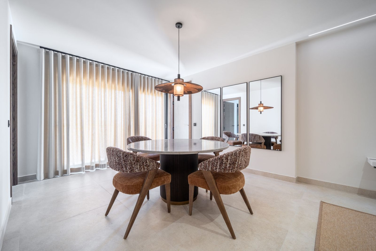 Image 23: Detached Villa For sale, Mijas Costa, €2,195,000 [HFMs713947]