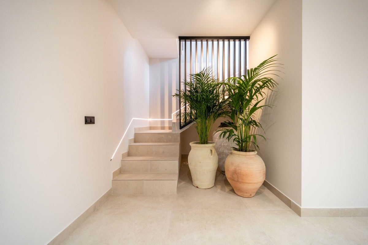 Image 19: Detached Villa For sale, Mijas Costa, €2,195,000 [HFMs713947]
