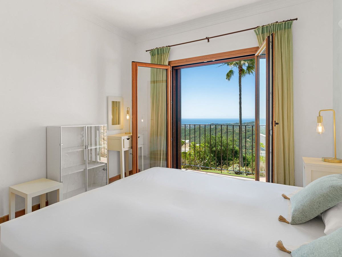 Image 24: Villa - Chalet For sale, Benahavís, €1,795,000 [HFMs711477]