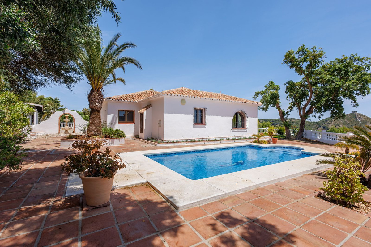 Image 1: Villa - Chalet For sale, alhaurin el grande, €895,000 [HFMs710695]