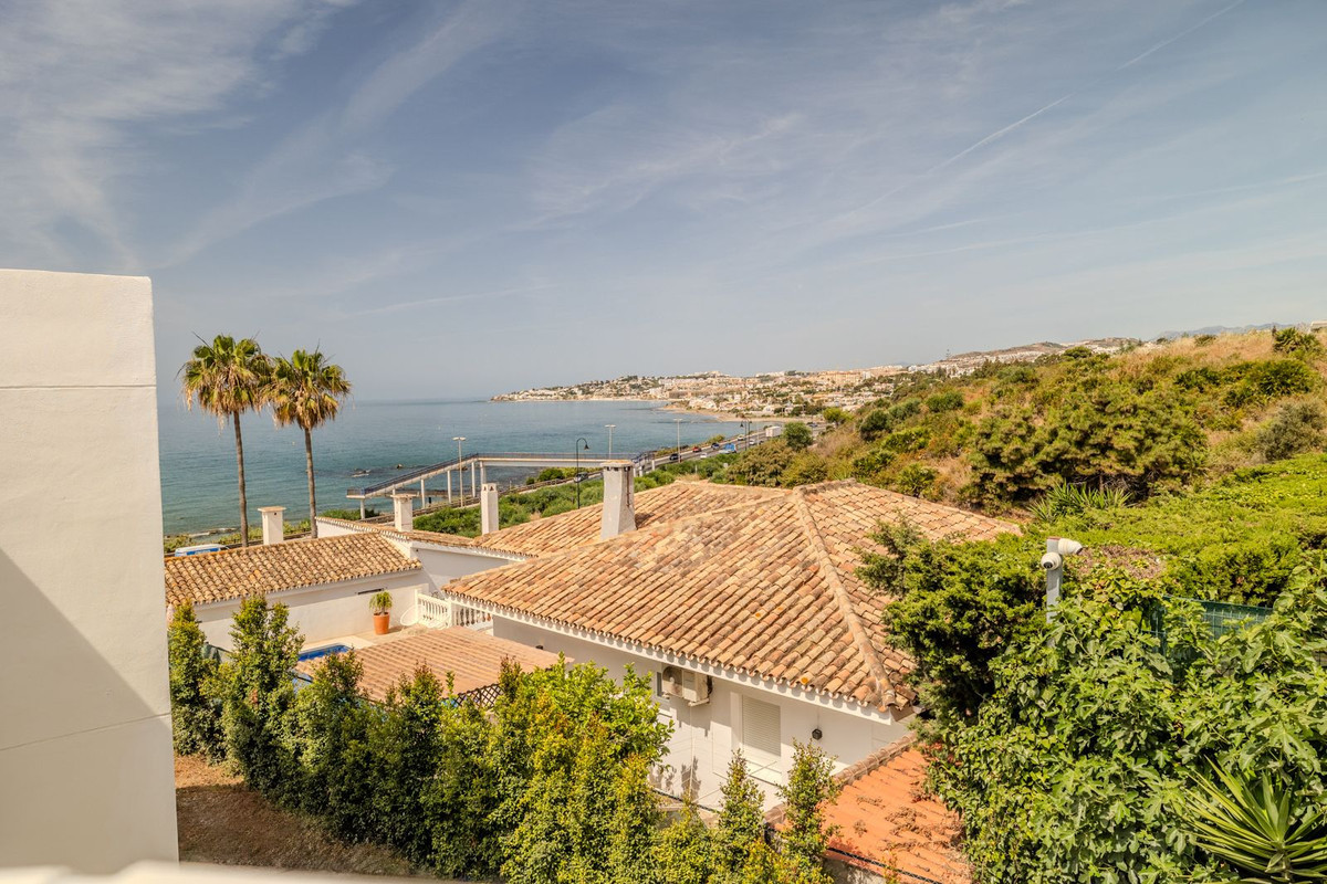 Image 3: Villa - Chalet For sale, Mijas Costa, €1,595,000 [HFMs711479]