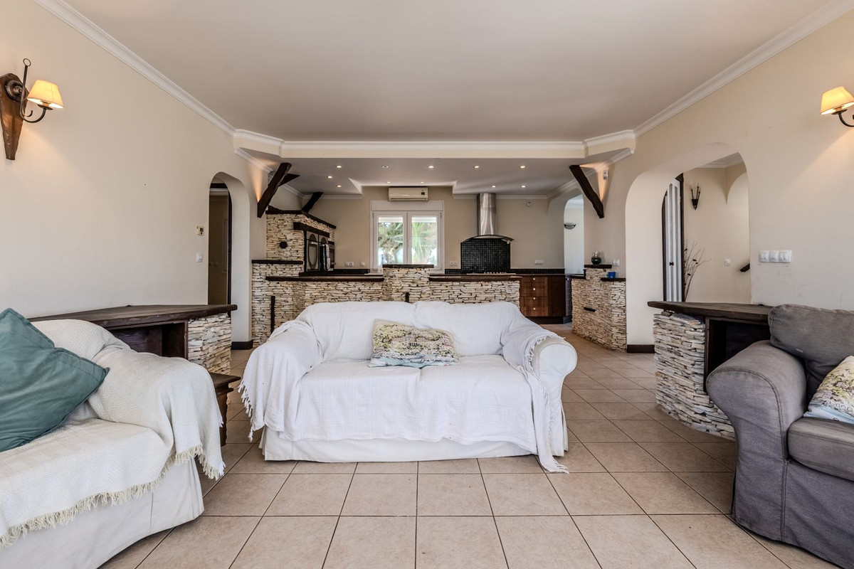 Image 15: Villa - Chalet For sale, Mijas Costa, €1,595,000 [HFMs711479]
