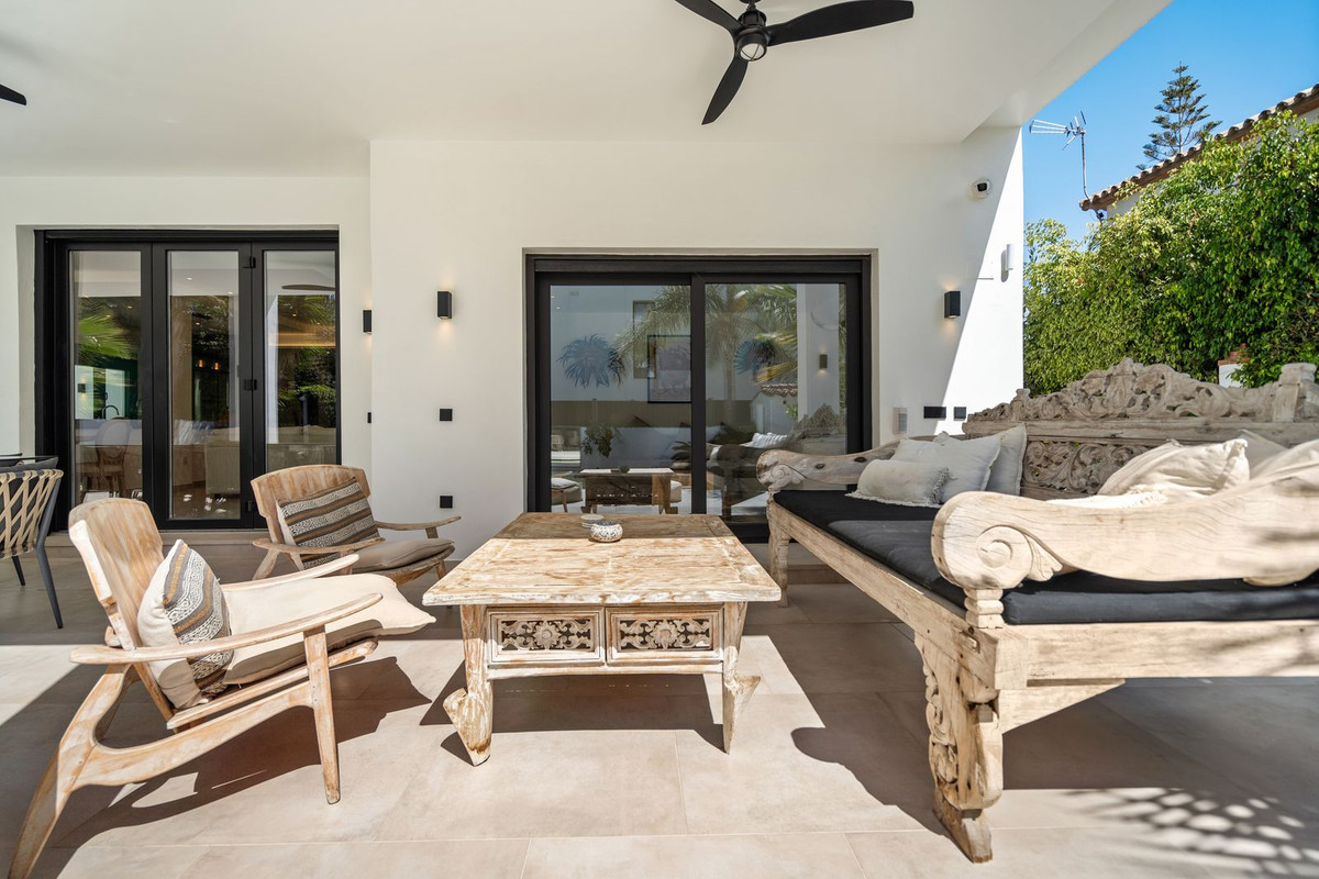 Image 31: Villa - Chalet For sale, Marbella, €2,495,000 [HFMs712064]