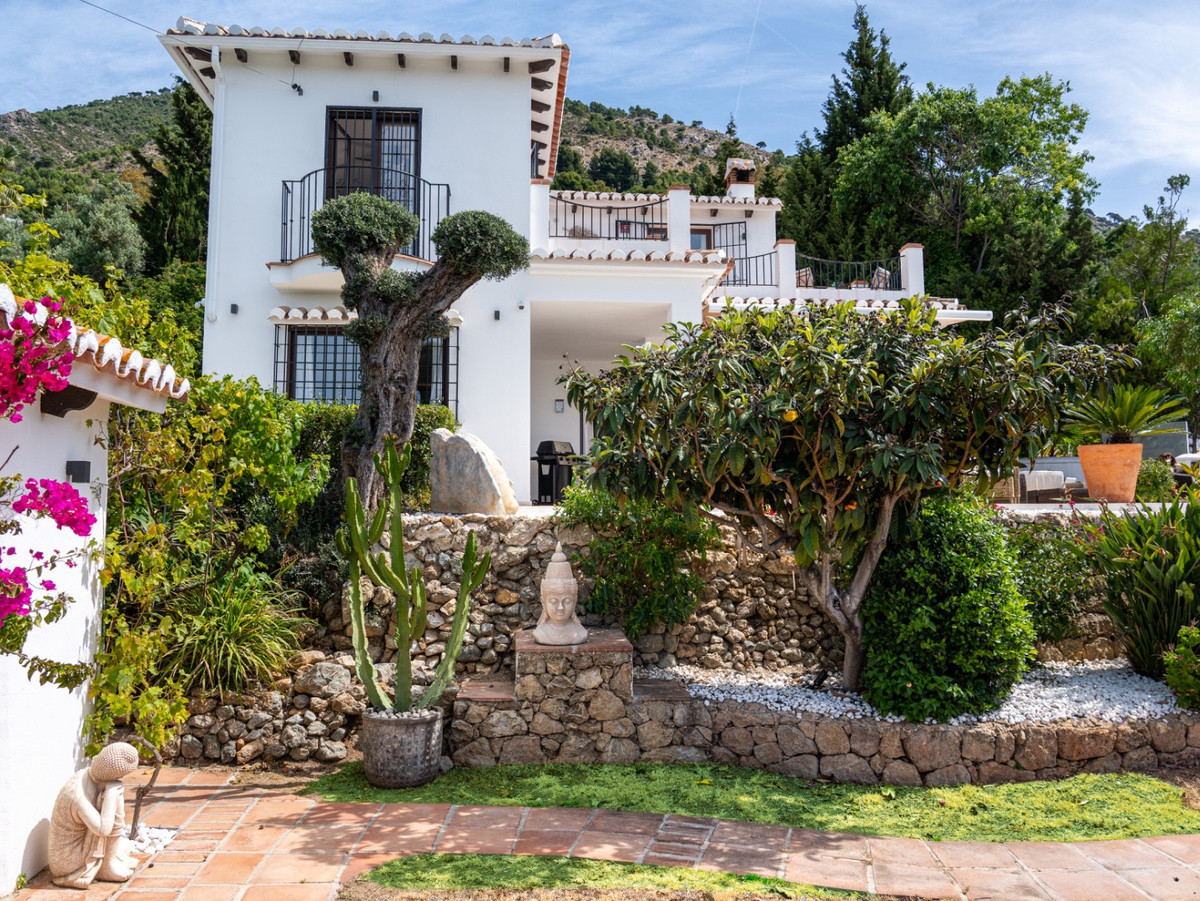 Image 41: Villa - Chalet For sale, Mijas, €995,000 [HFMs710196]