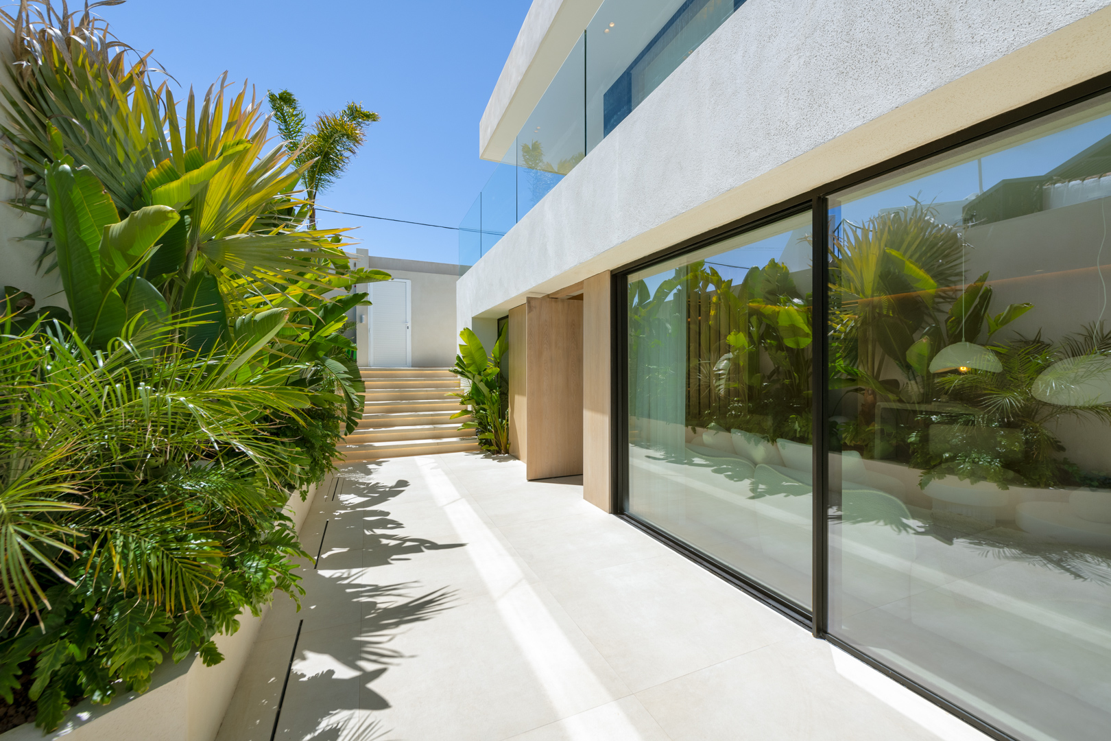 Image 35: Detached Villa For sale, Nueva Andalucía, €2,995,000 [HFMs706866]