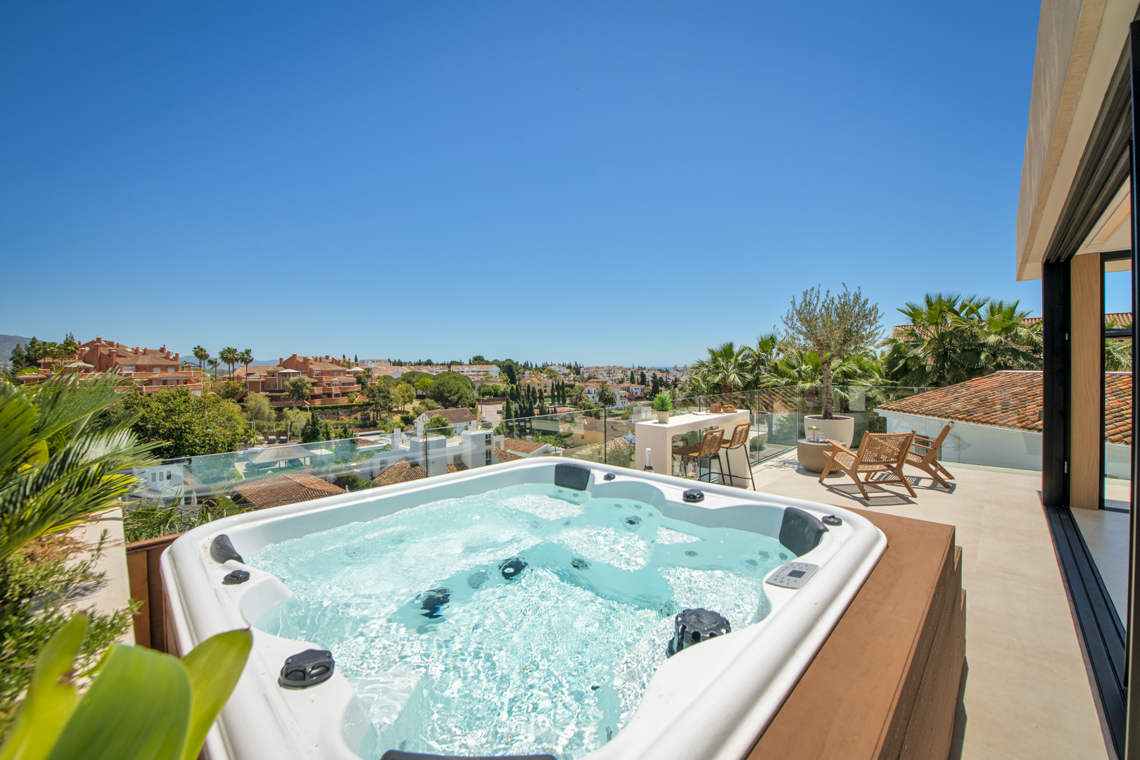 Image 11: Detached Villa For sale, Nueva Andalucía, €2,995,000 [HFMs706866]