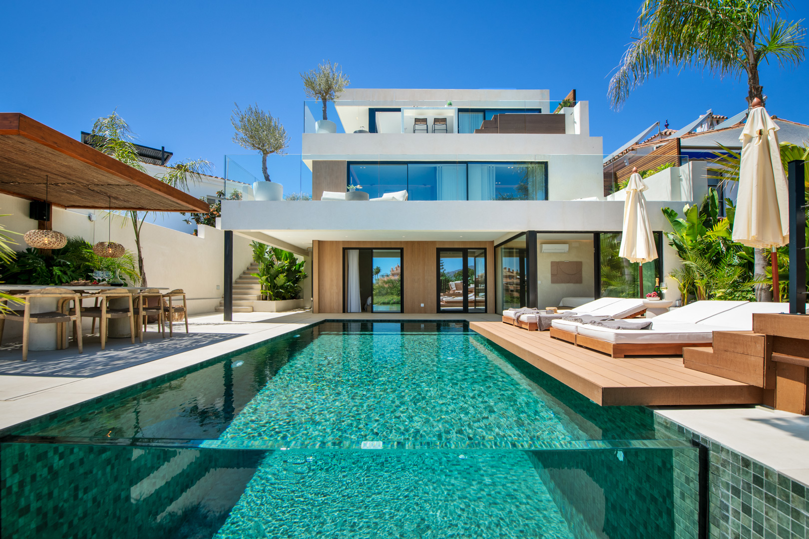 Image 33: Detached Villa For sale, Nueva Andalucía, €2,995,000 [HFMs706866]
