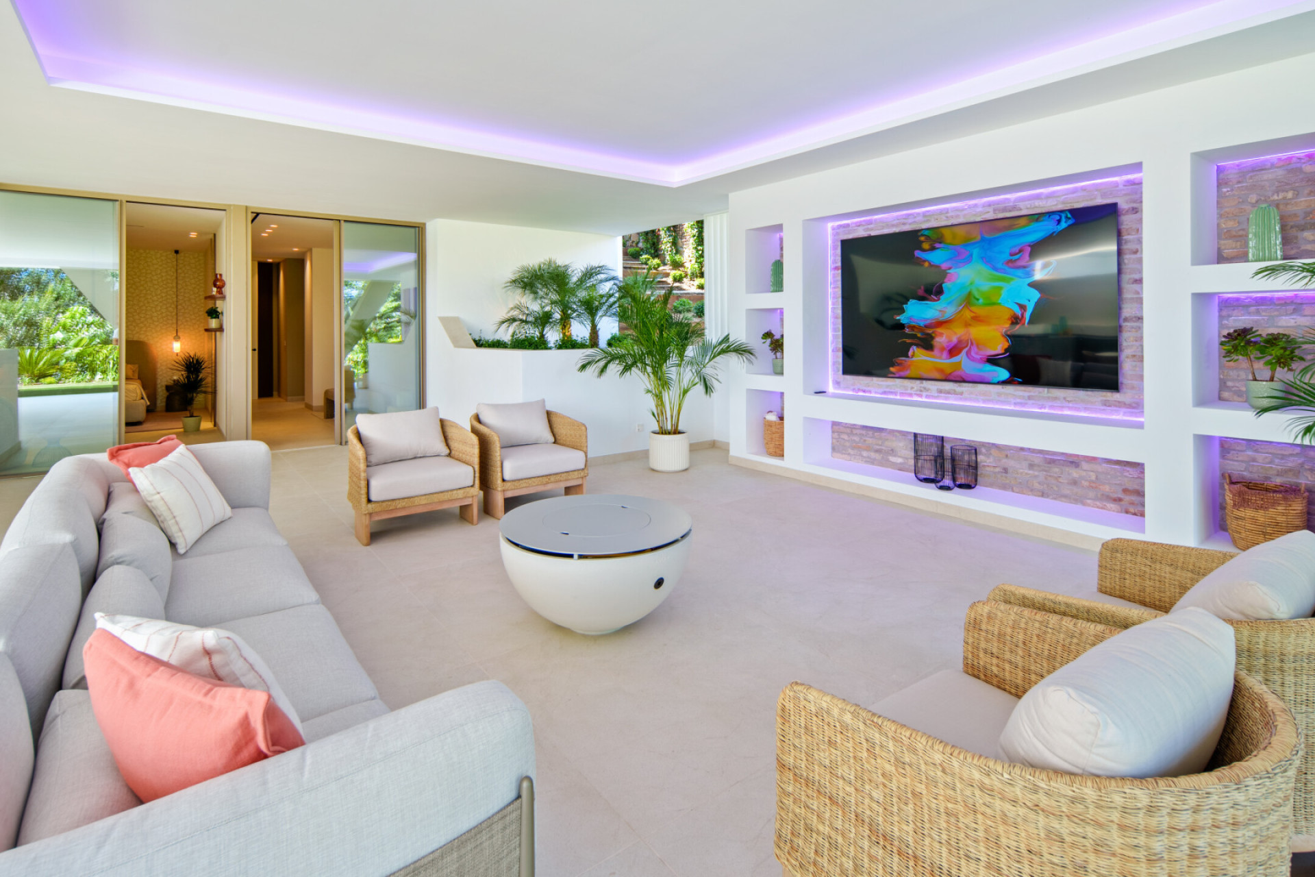 Image 30: Detached Villa For sale, Nueva Andalucía, €11,750,000 [HFMs705634]