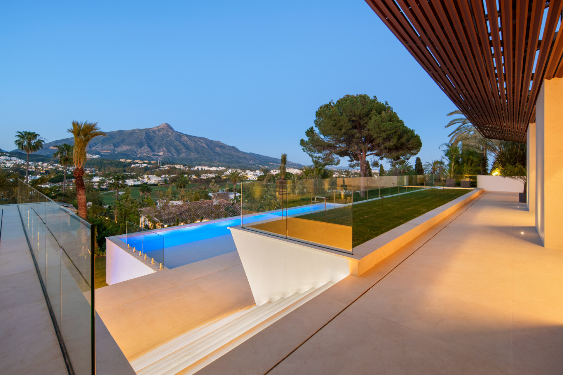 Image 46: Detached Villa For sale, Nueva Andalucía, €11,750,000 [HFMs705634]
