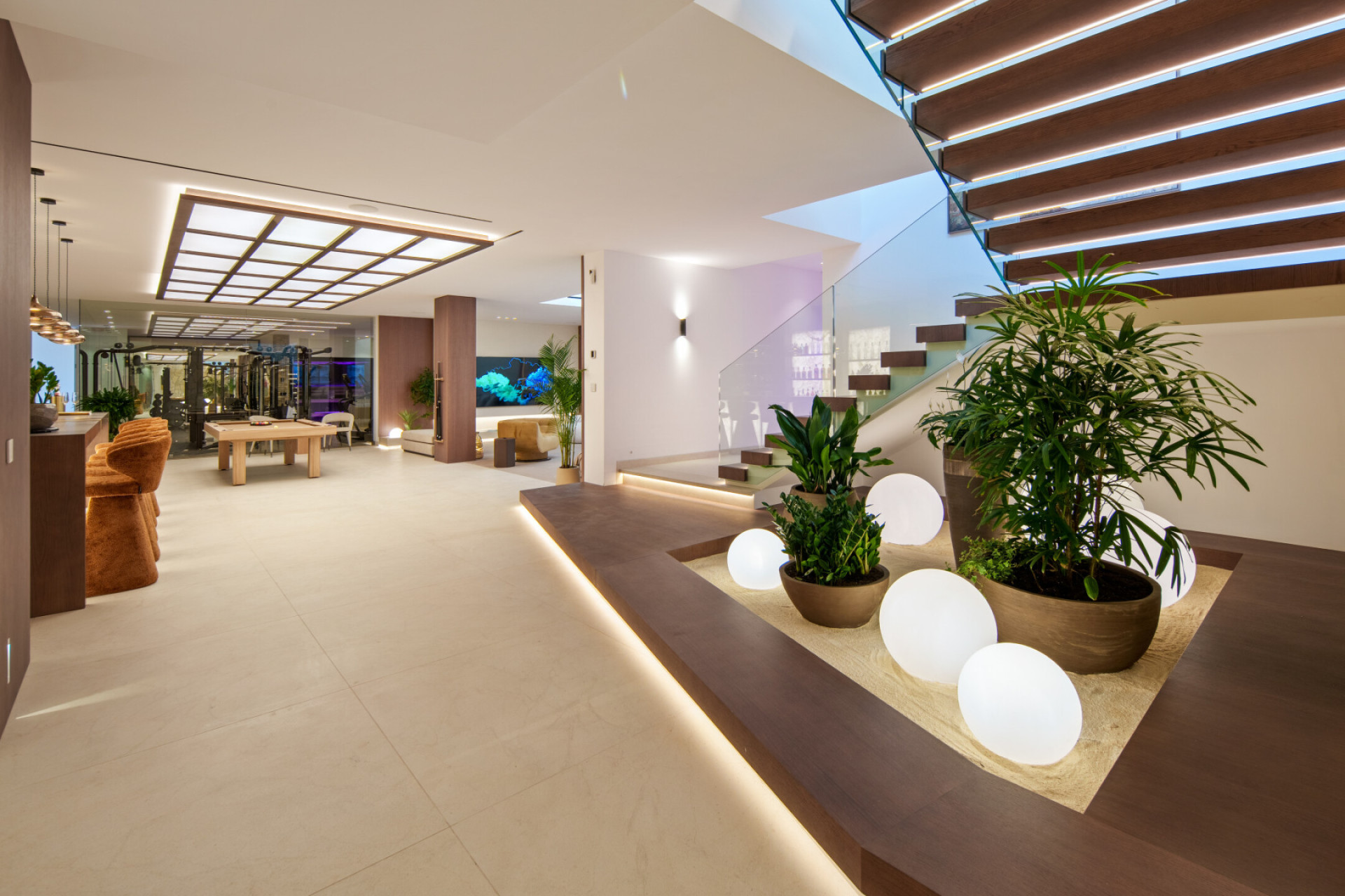Image 31: Detached Villa For sale, Nueva Andalucía, €11,750,000 [HFMs705634]
