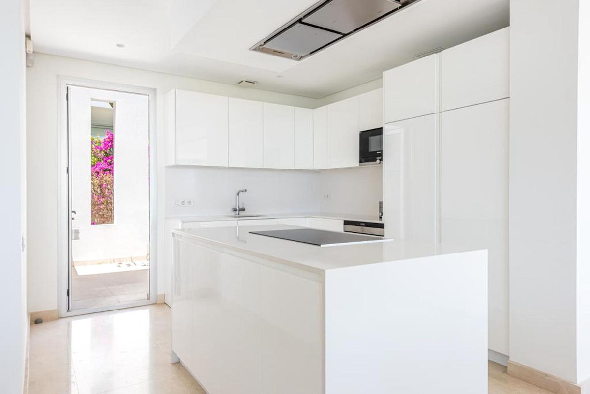 Image 6: Villa - Chalet For sale, Marbella, €2,850,000 [HFMs705593]