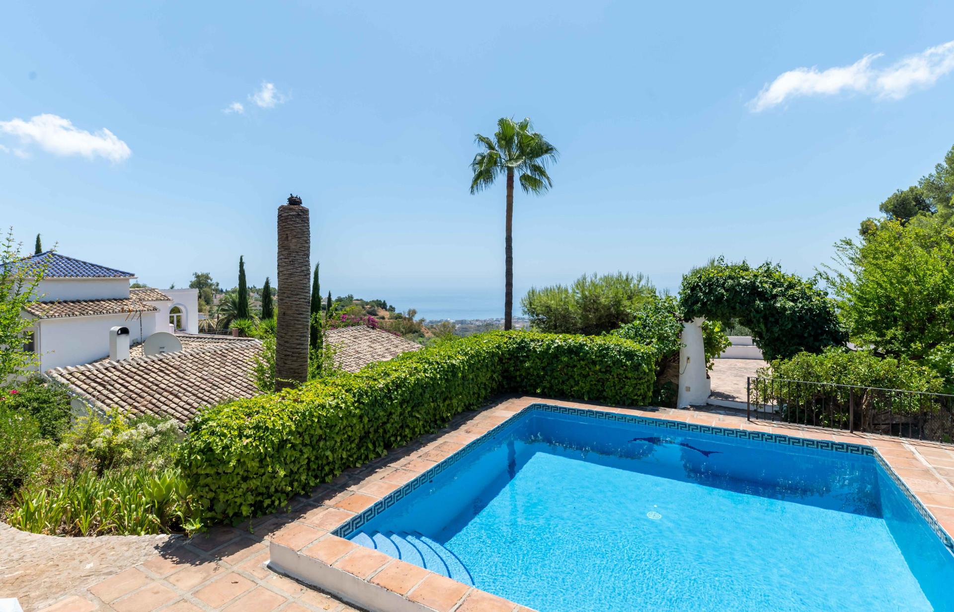 Image 0: Villa - Chalet For sale, Mijas, €1,350,000 [HFMs704834]