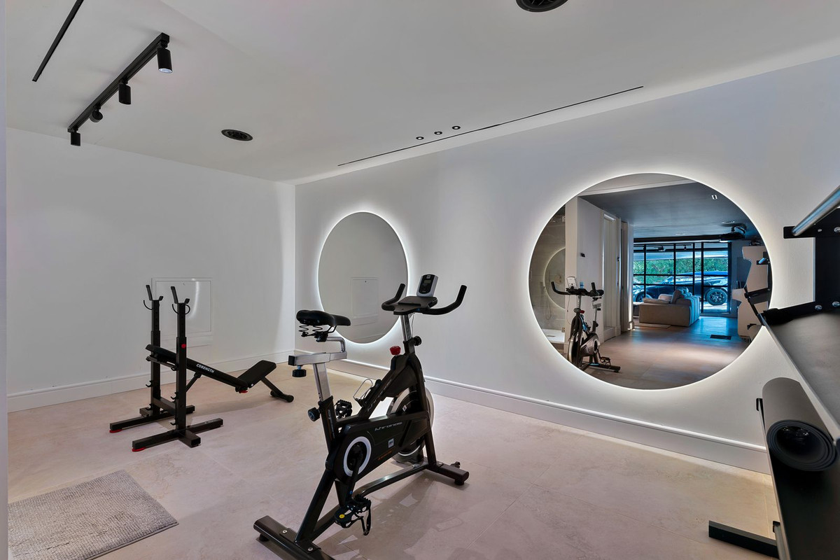 Image 27: Pareada For sale, Marbella, €1,195,000 [HFMs704662]