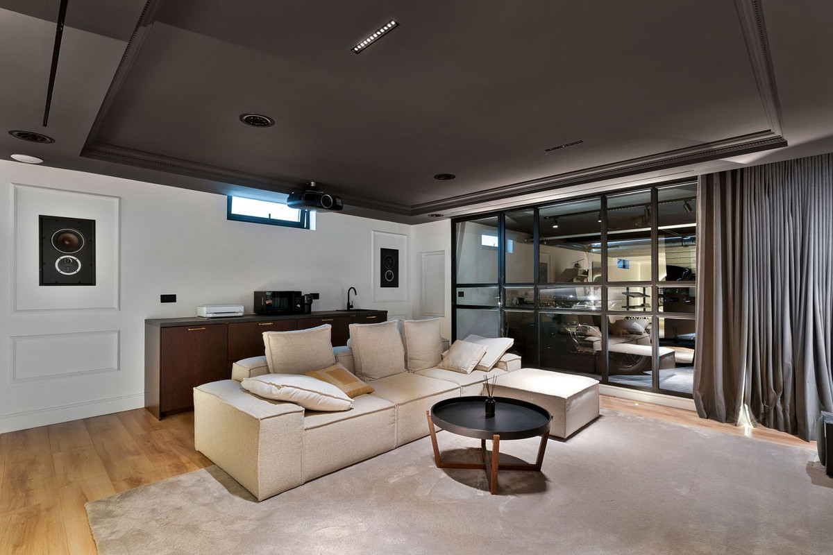 Image 37: Pareada For sale, Marbella, €1,195,000 [HFMs704662]