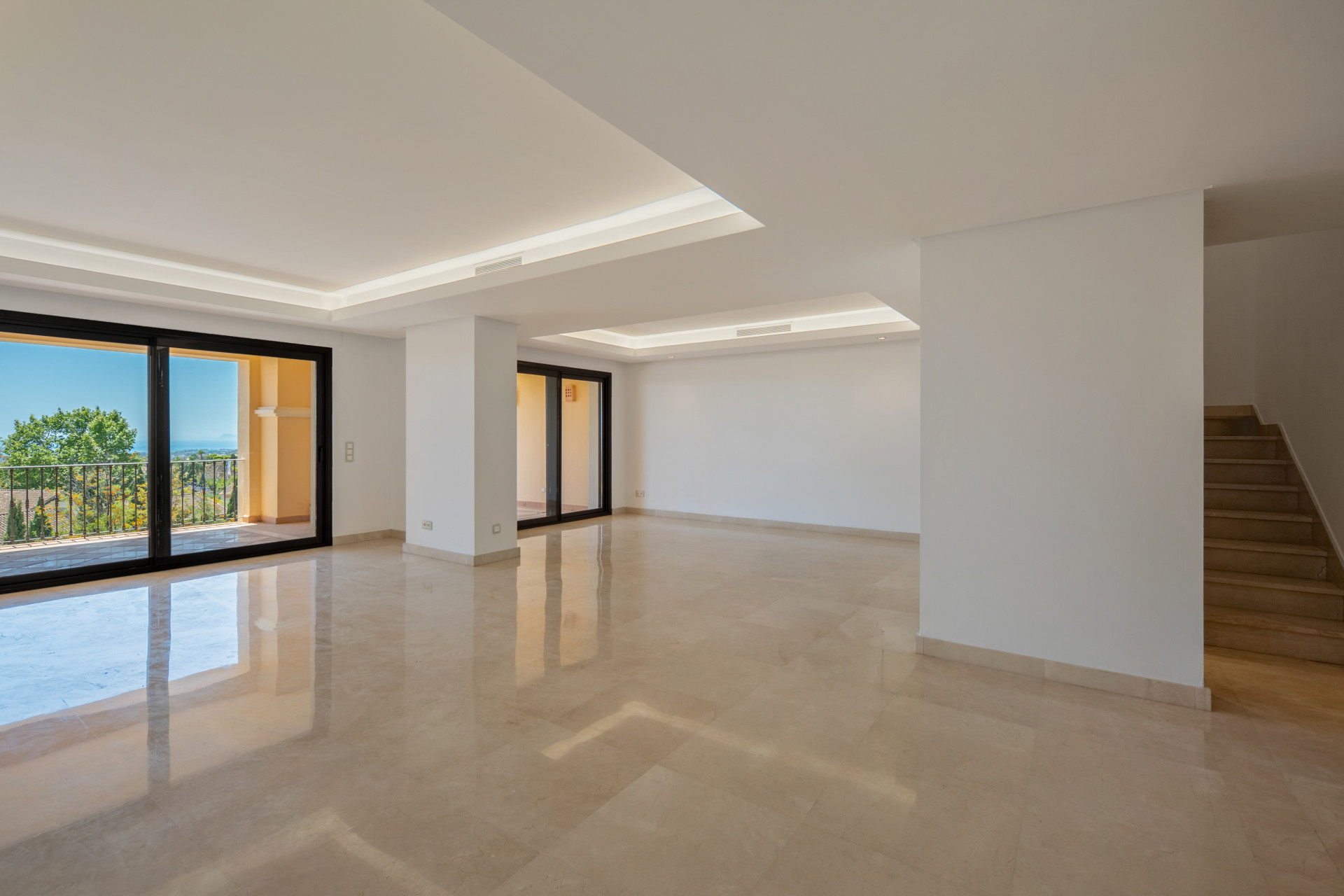 Image 6: Penthouse Duplex For sale, Benahavís, €2,195,000 [HFMs743637]