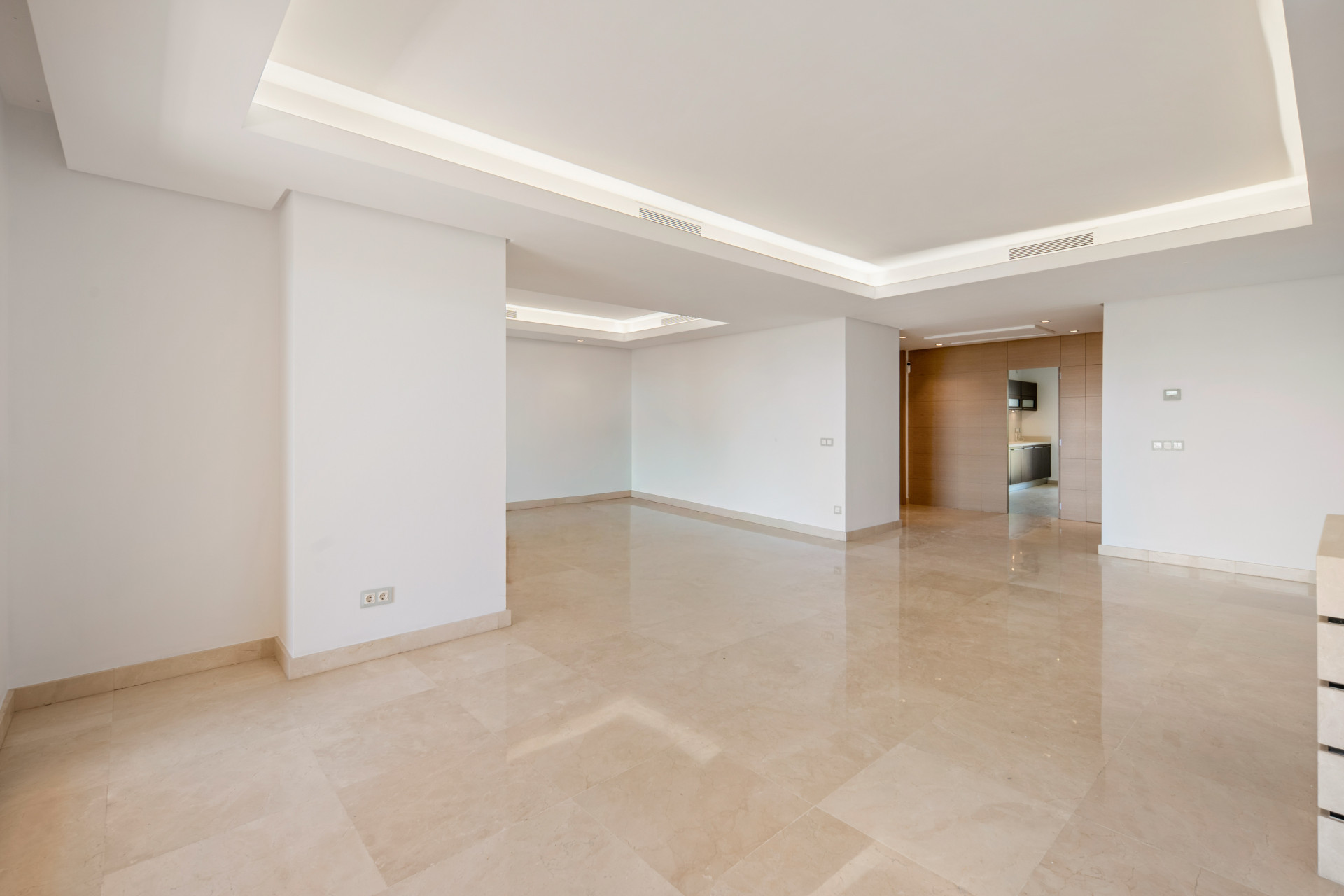 Image 8: Penthouse Duplex For sale, Benahavís, €2,195,000 [HFMs743637]