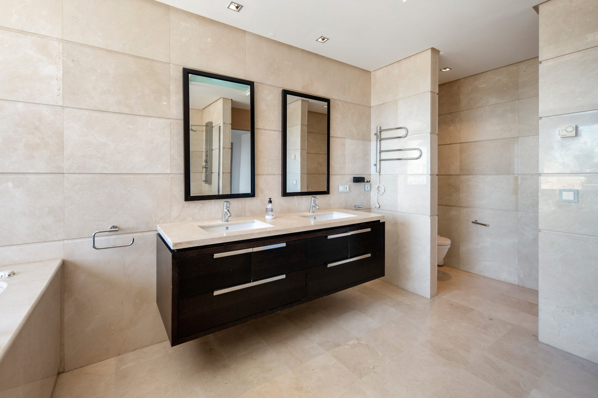 Image 21: Penthouse Duplex For sale, Benahavís, €2,195,000 [HFMs743637]