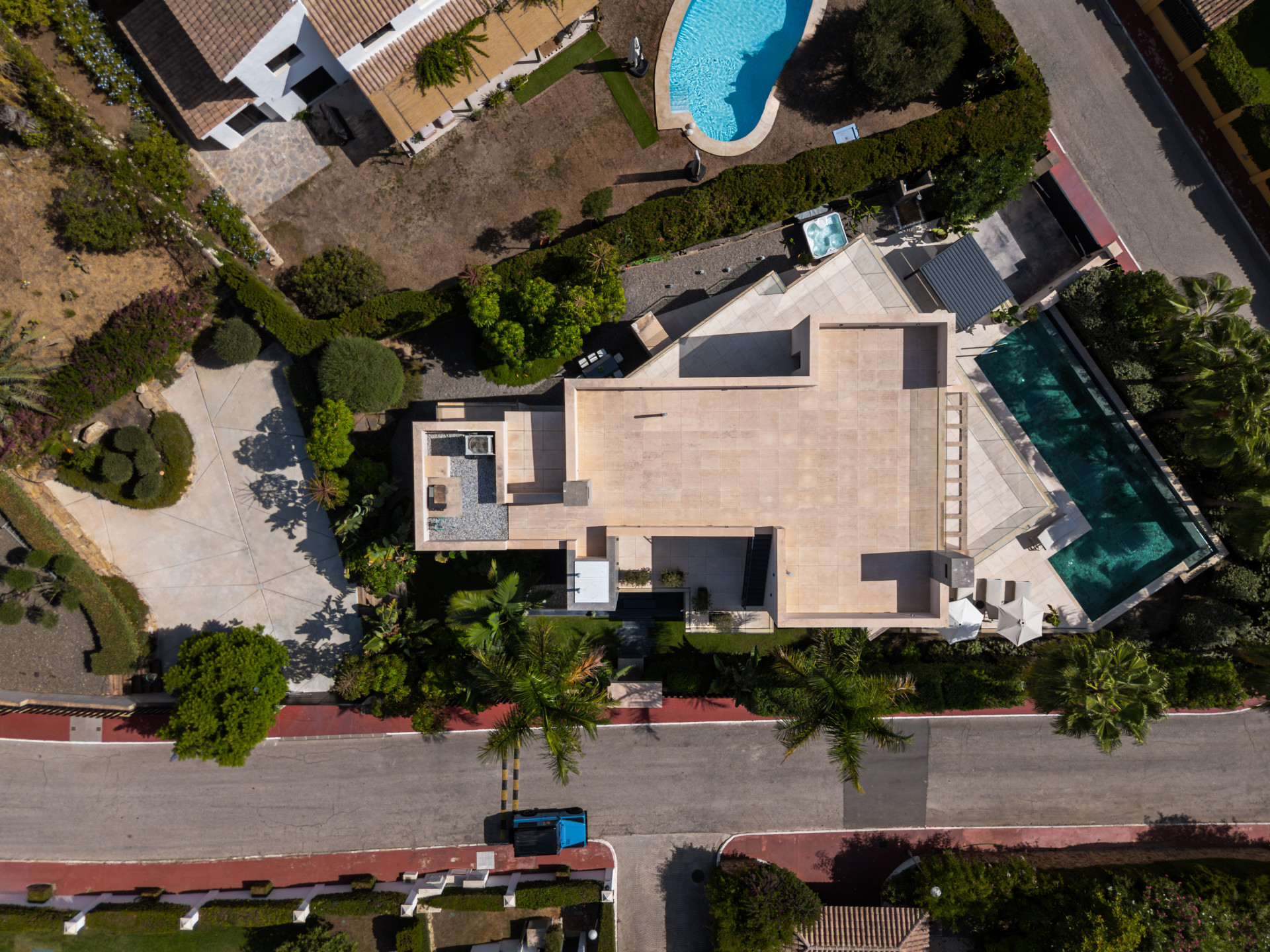 Image 34: Detached Villa For sale, Nueva Andalucía, €7,200,000 [HFMs743174]