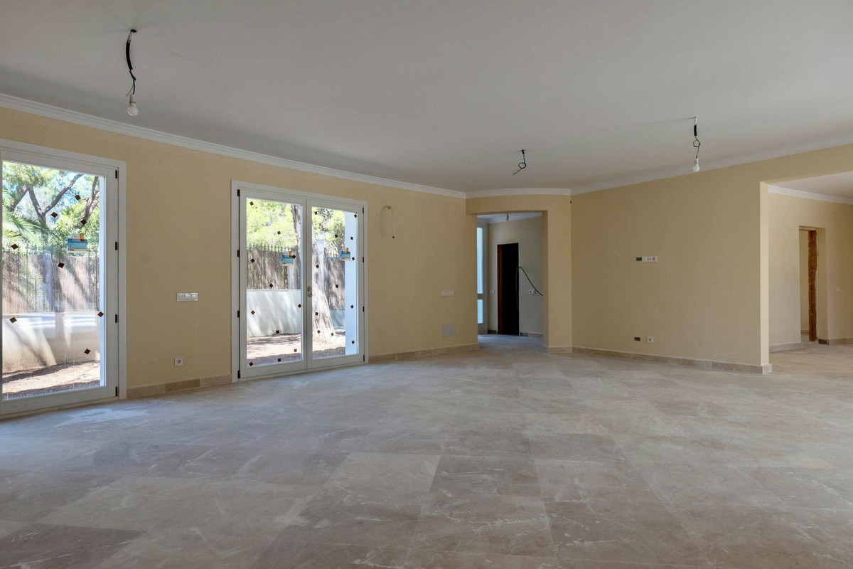 Image 4: Detached Villa For sale, Marbella, €1,980,000 [HFMs743169]