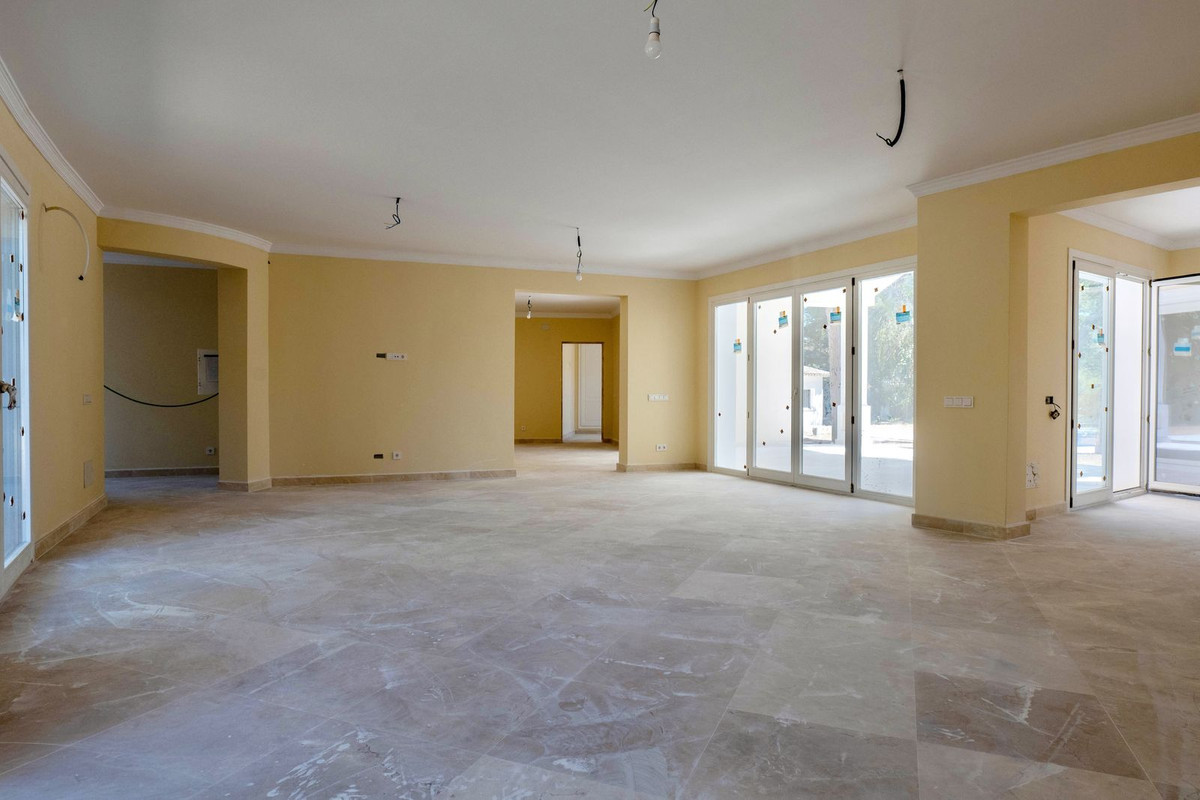 Image 3: Detached Villa For sale, Marbella, €1,980,000 [HFMs743169]