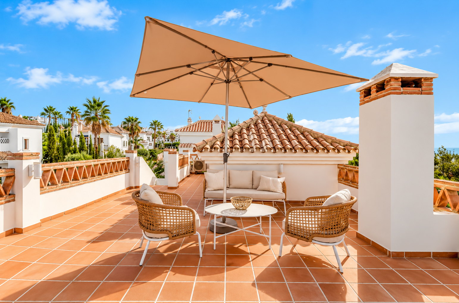 Image 27: Detached Villa For sale, Estepona, €1,250,000 [HFMs740406]