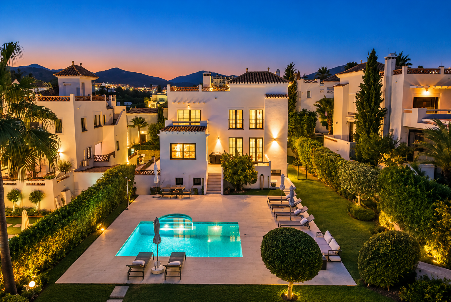 Image 28: Detached Villa For sale, Estepona, €1,250,000 [HFMs740406]