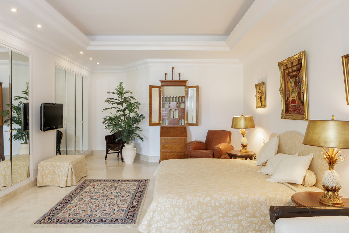 Image 35: Detached Villa For sale, Benahavís, €12,900,000 [HFMs734918]