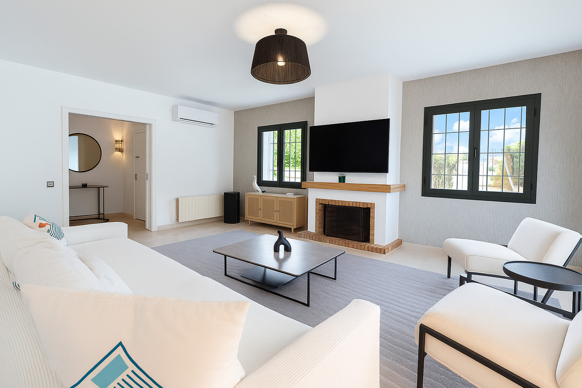 Image 8: Detached Villa For sale, sotogrande, €1,499,999 [HFMs732137]