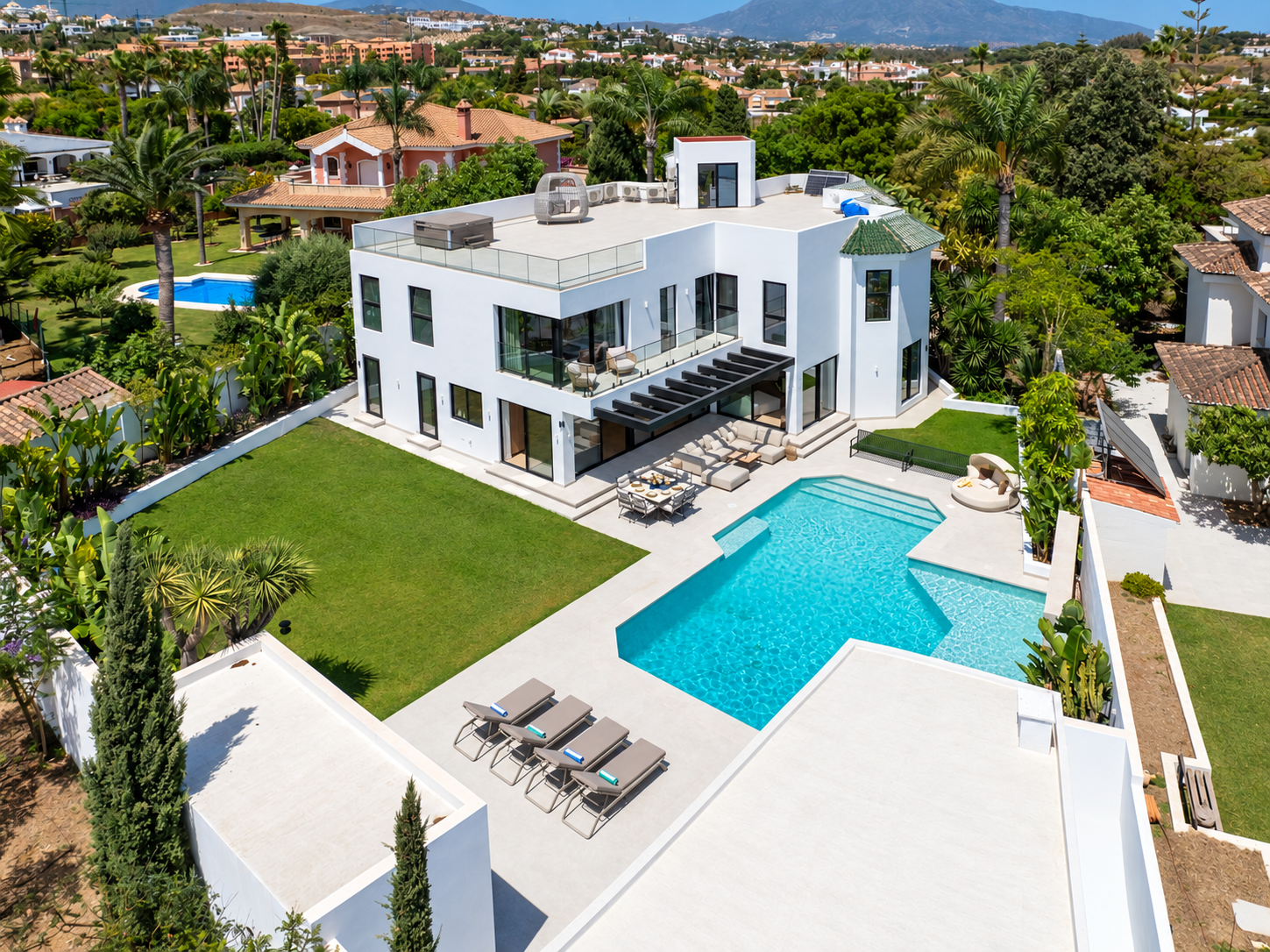 Image 44: Detached Villa For sale, Estepona, €3,495,000 [HFMs737295]