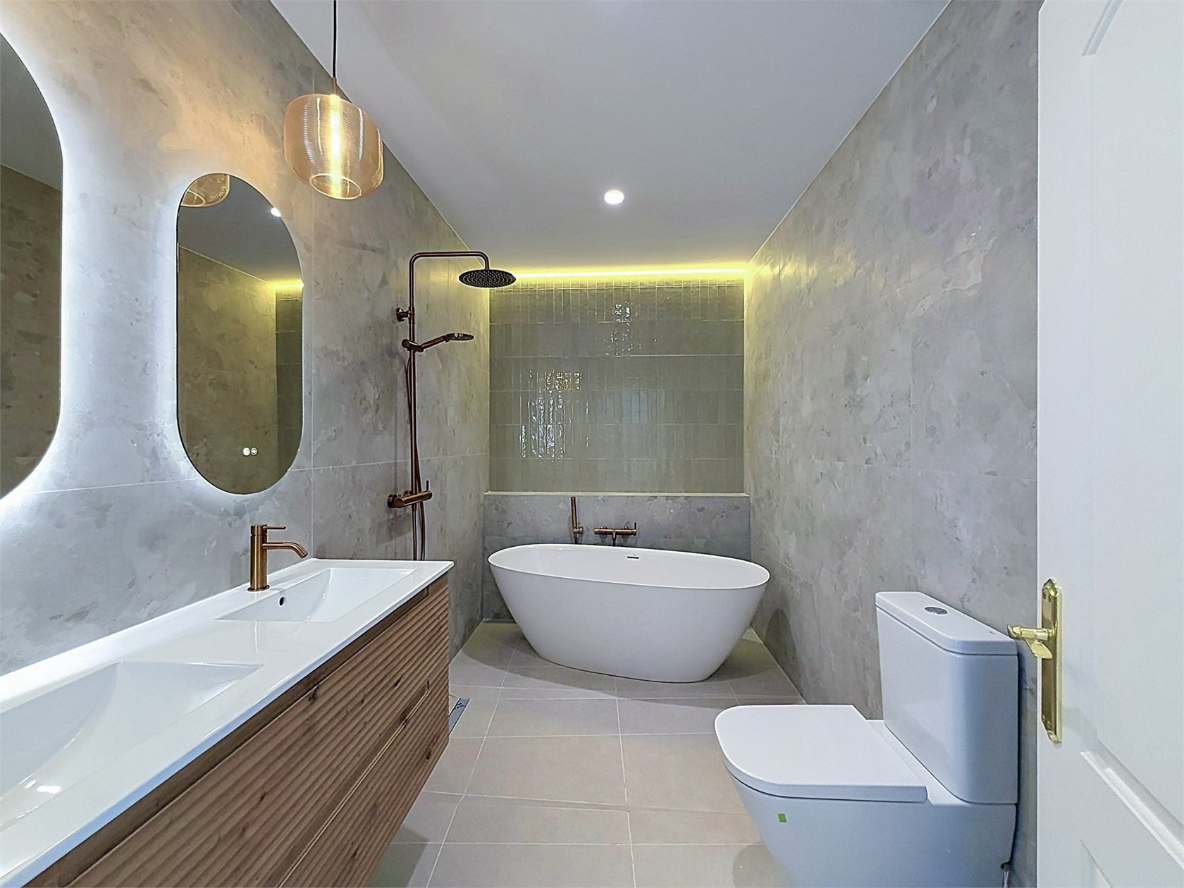 Image 14: Apartment For sale, Málaga, €1,250,000 [HFMs737588]
