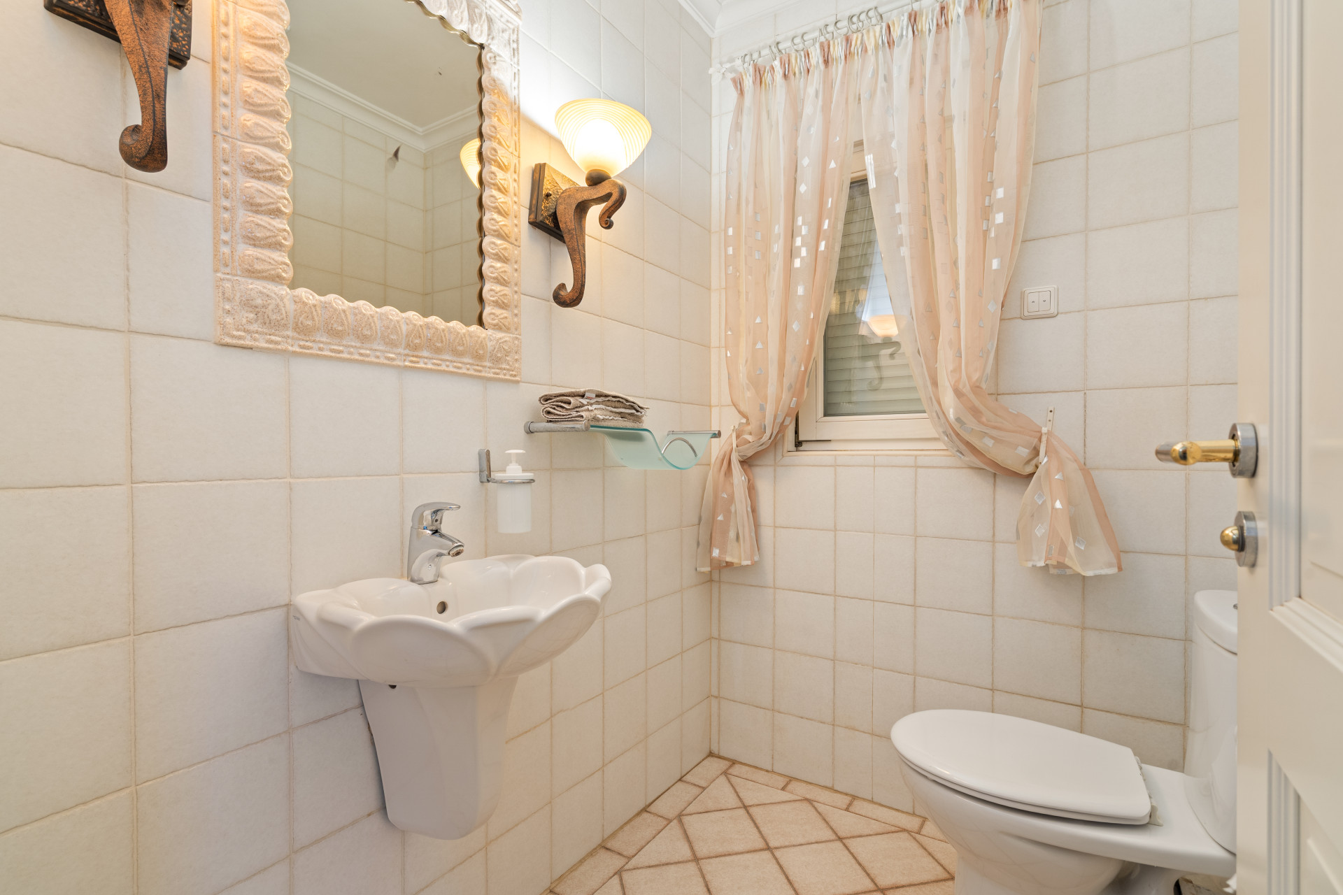 Image 30: Detached Villa For sale, Benalmadena, €2,245,000 [HFMs738340]