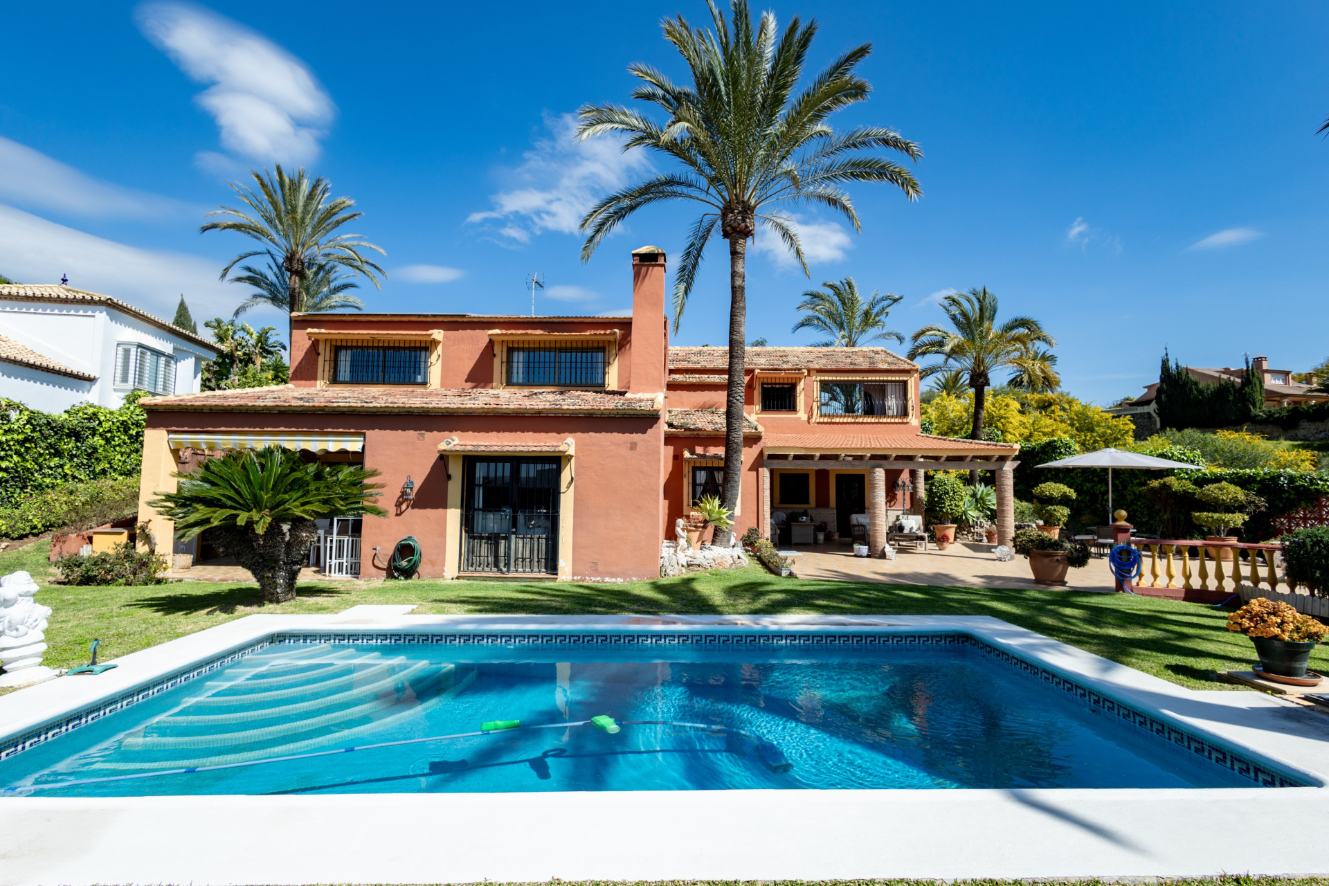 Image 0: Detached Villa For sale, Marbella, €1,650,000 [HFMs730096]