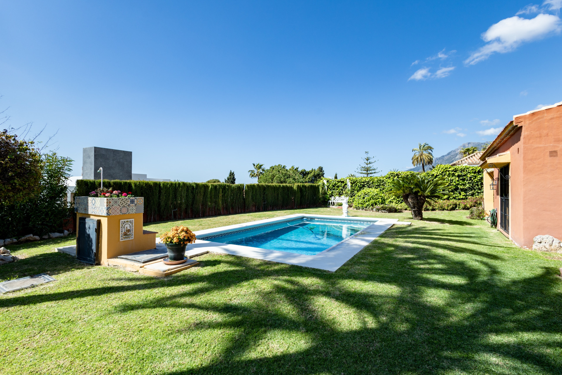 Image 2: Detached Villa For sale, Marbella, €1,650,000 [HFMs730096]