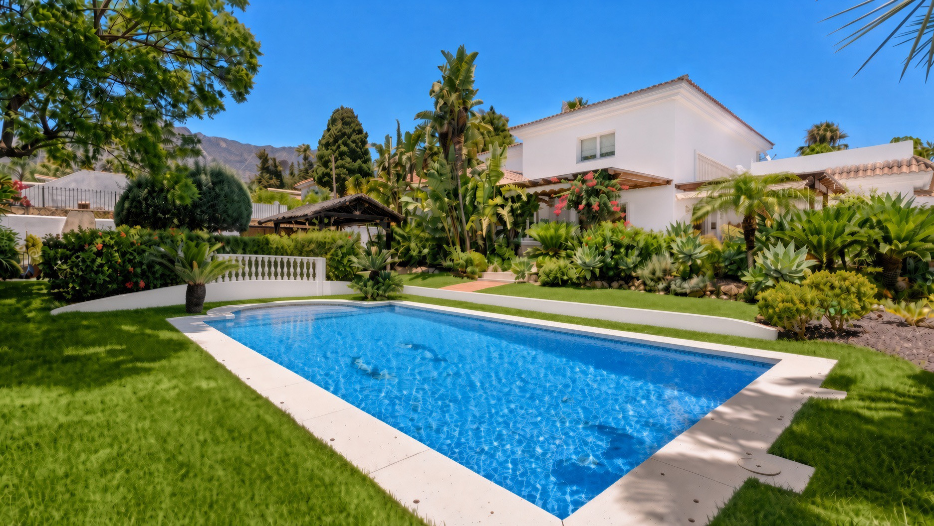 Image 0: Detached Villa For sale, The Golden Mile, €2,850,000 [HFMs732096]