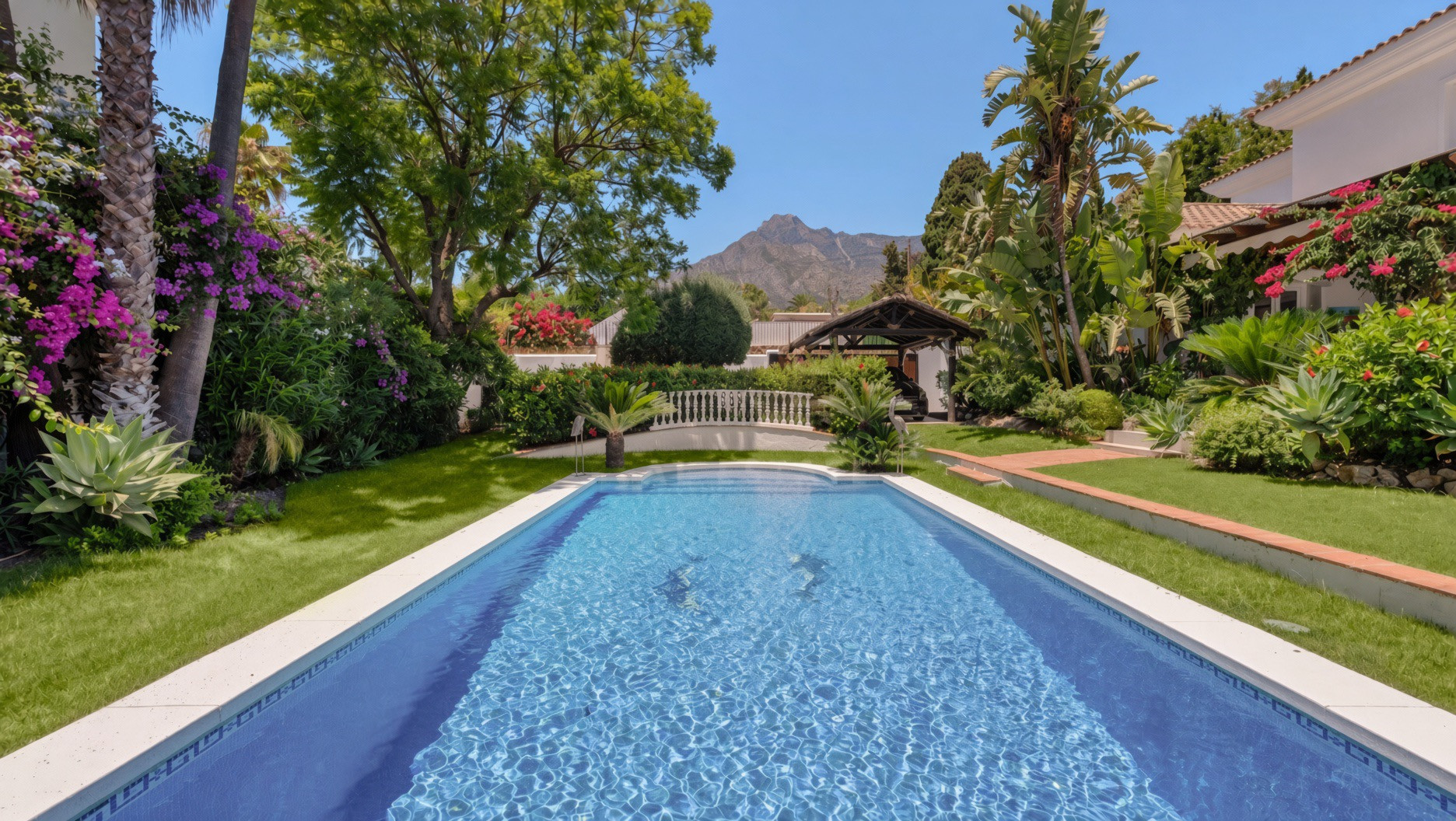 Image 2: Detached Villa For sale, The Golden Mile, €2,850,000 [HFMs732096]
