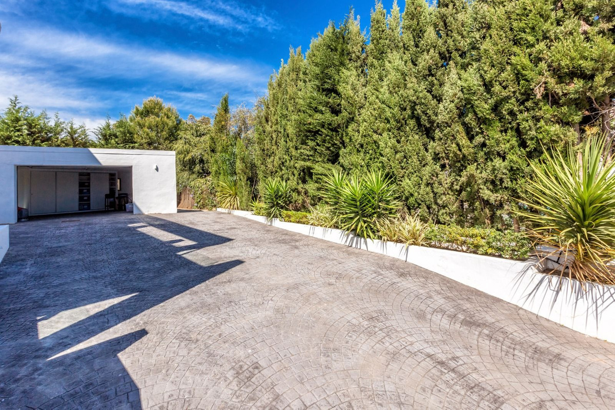 Image 19: Detached Villa For sale, Mijas Costa, €1,700,000 [HFMs732126]