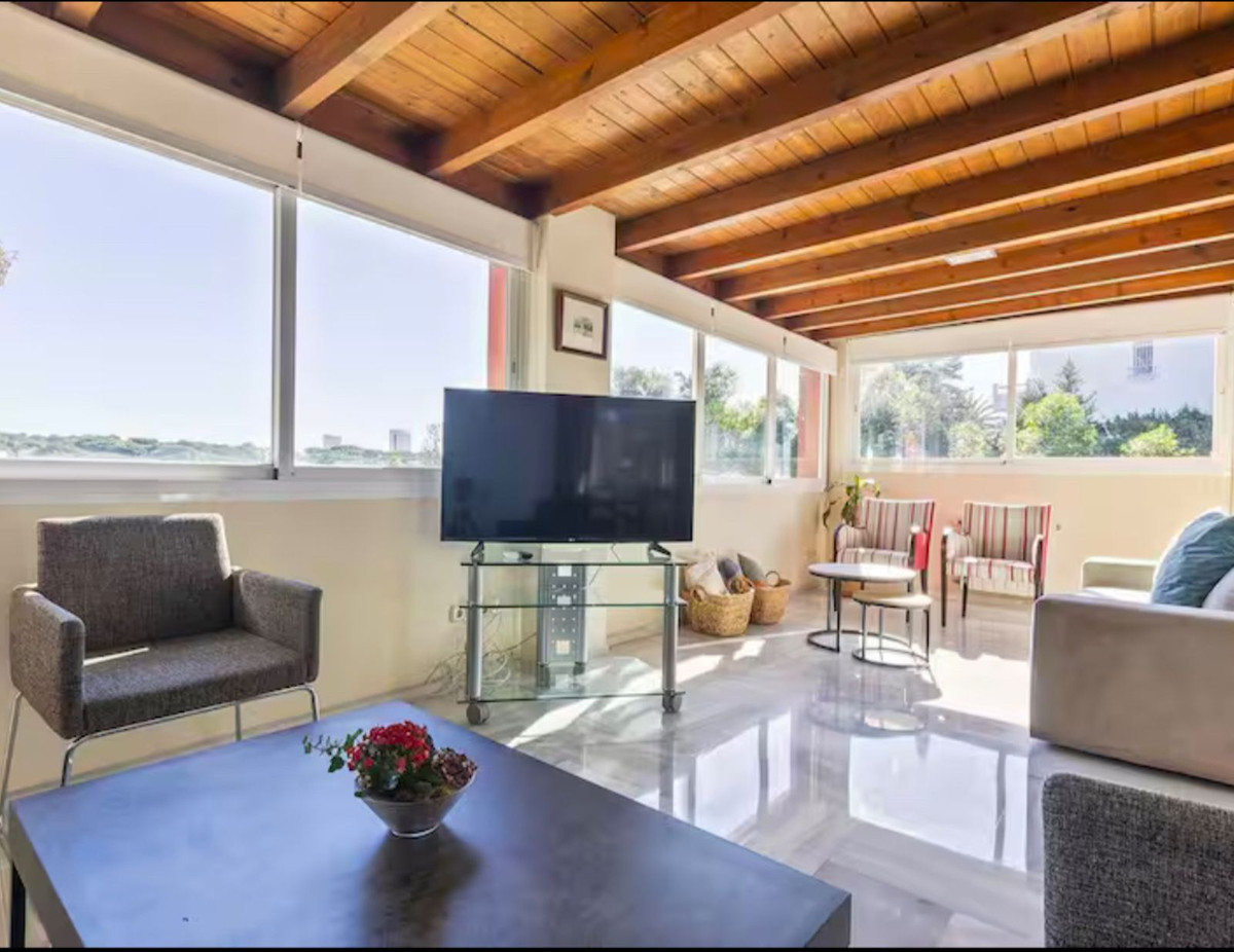 Image 14: Detached Villa For sale, Marbella, €1,200,000 [HFMs731036]