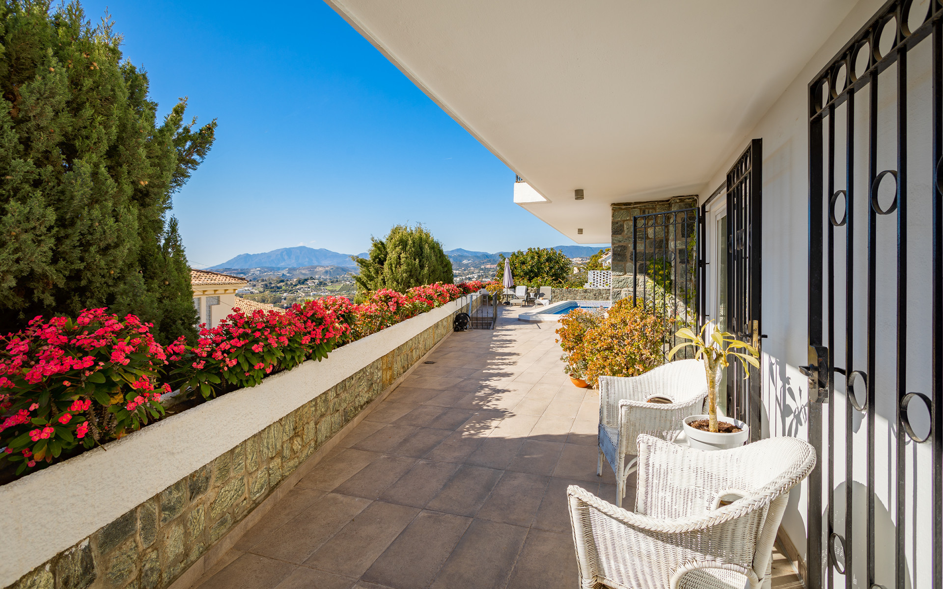Image 16: Detached Villa For sale, Nueva Andalucía, €2,195,000 [HFMs731366]