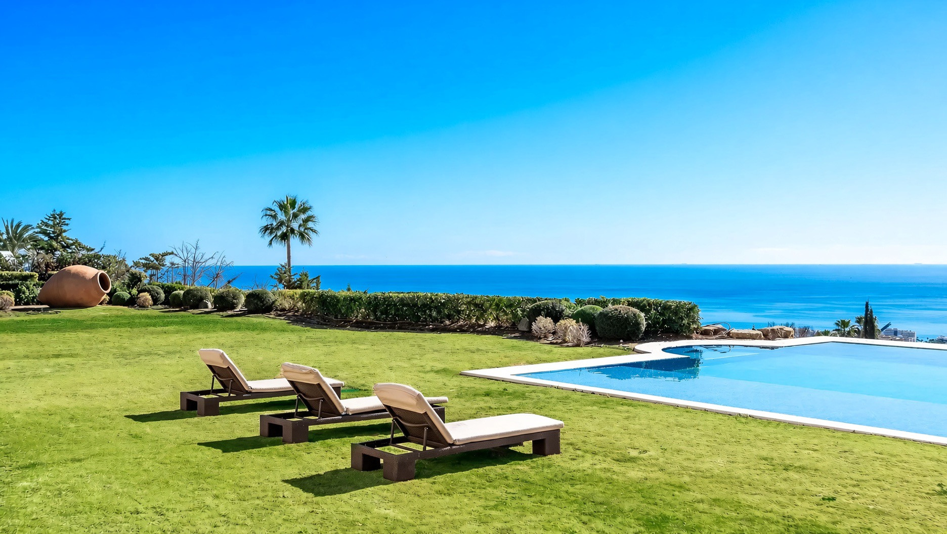 Image 35: Detached Villa For sale, The Golden Mile, €70,000,000 [HFMs731699]
