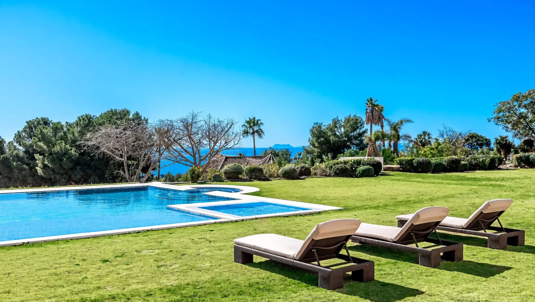 Image 32: Detached Villa For sale, The Golden Mile, €70,000,000 [HFMs731699]