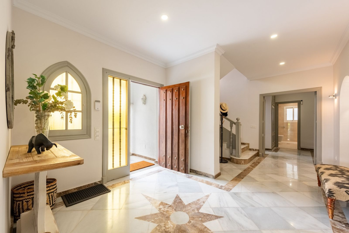 Image 27: Detached Villa For sale, San Pedro de Alcántara, €2,495,000 [HFMs727392]