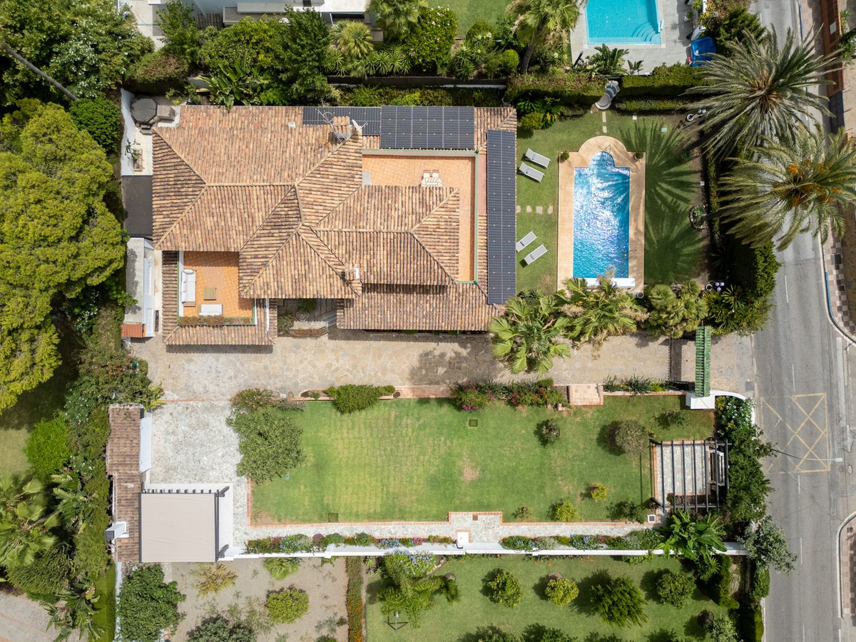 Image 43: Detached Villa For sale, San Pedro de Alcántara, €2,495,000 [HFMs727392]